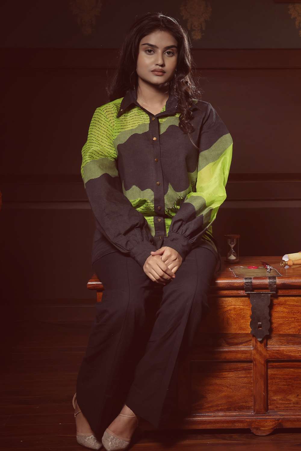 Our iconic patch shirt with thread detail (Lime, Olive, Black)