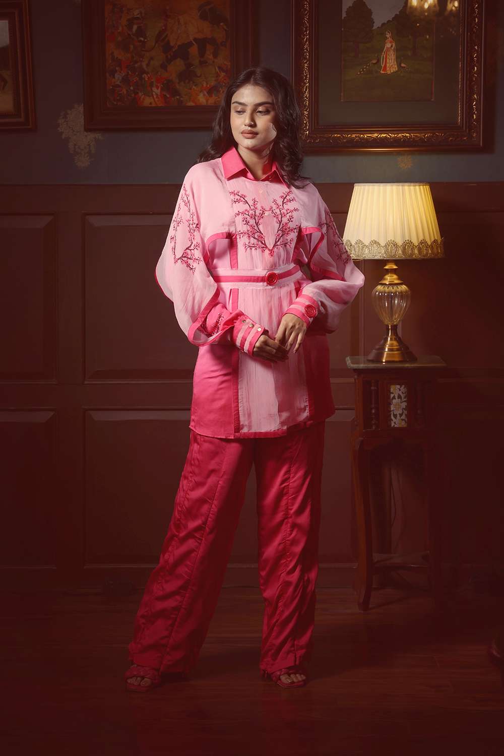 Ombre shirt with a detachable flap and a belt