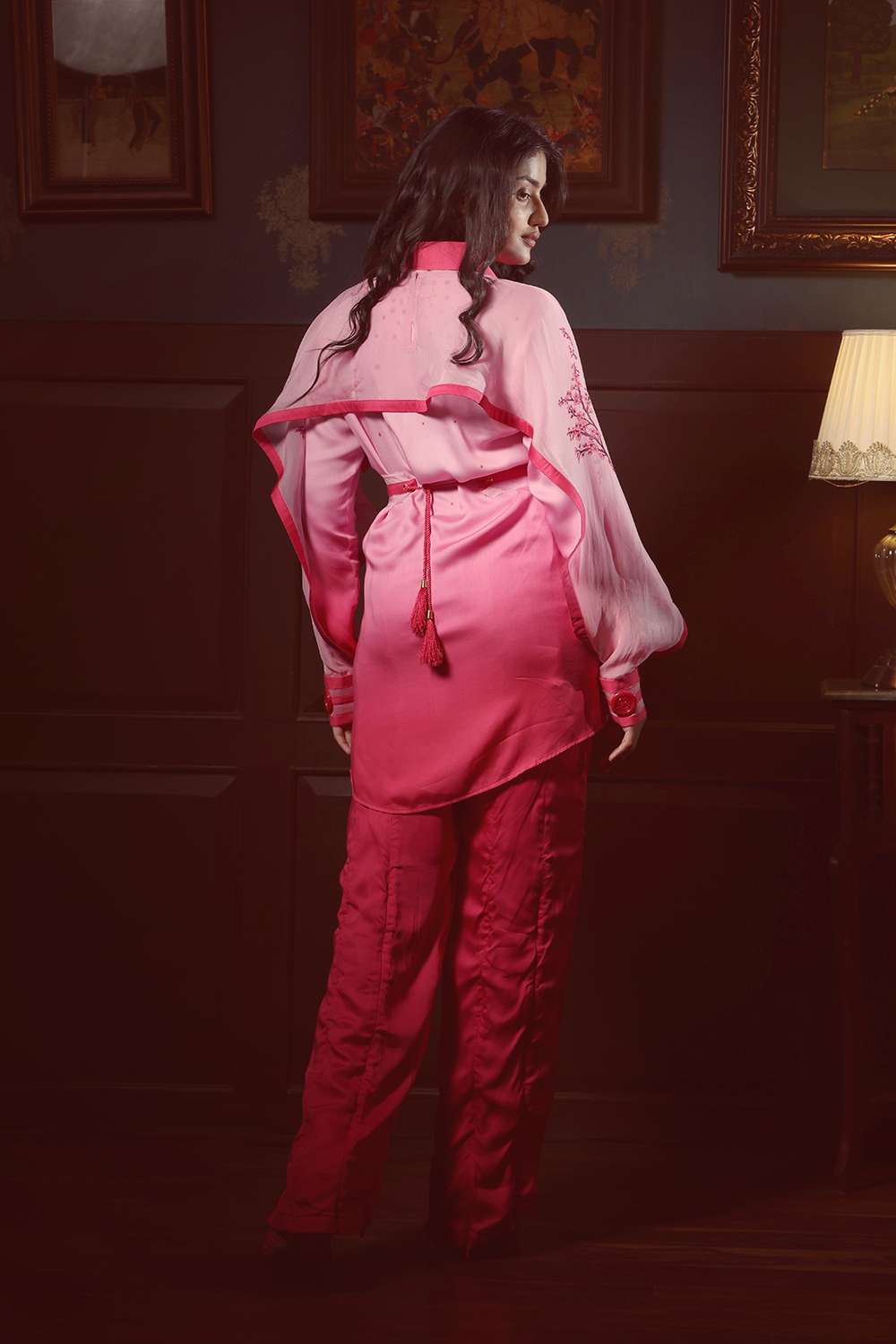 Ombre shirt with a detachable flap and a belt